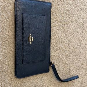 coach wristlet with tags